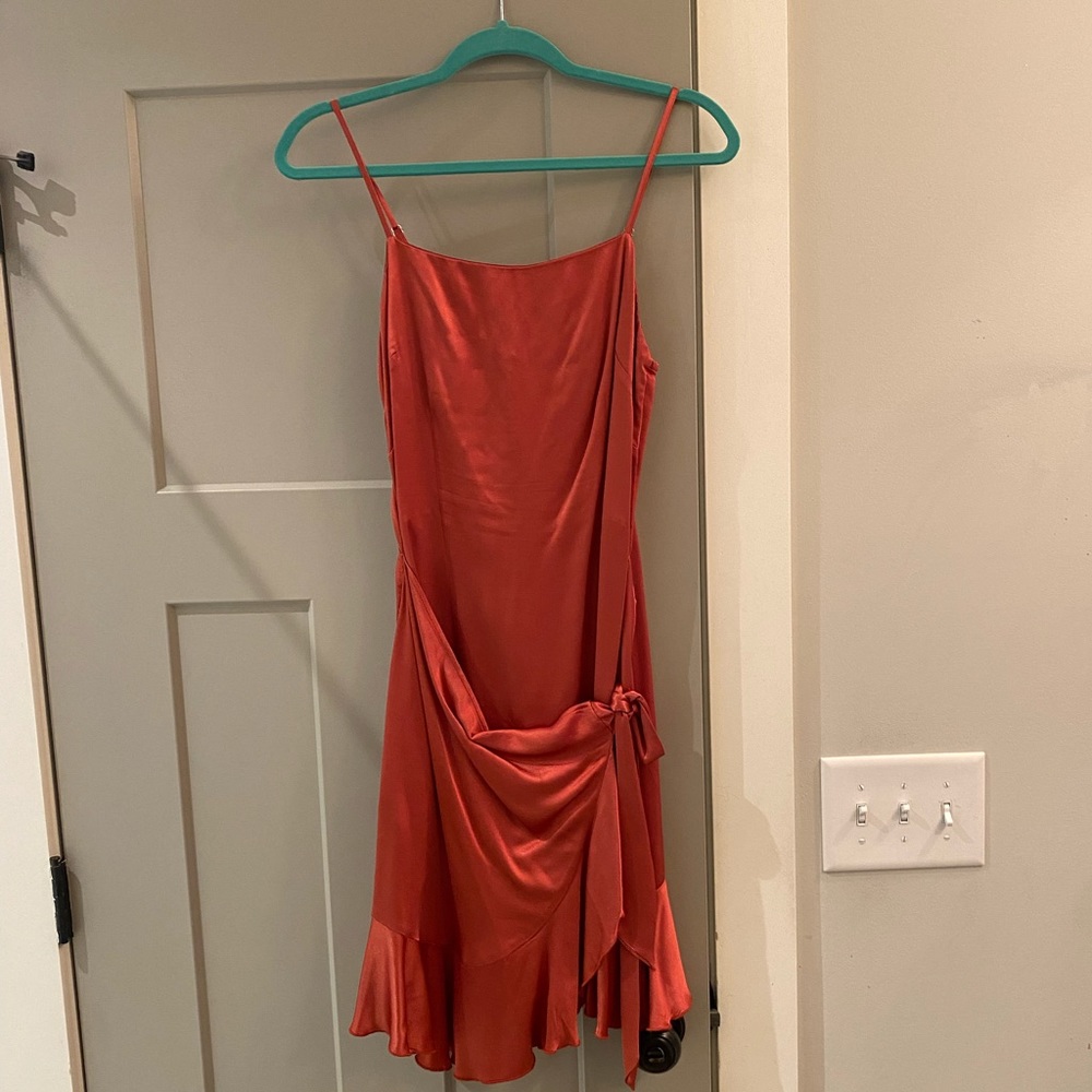 Donna Mizani orange wrap dress size M